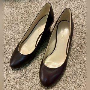 Nine West 2 inch Heeled Wedges Burgundy size 6.5